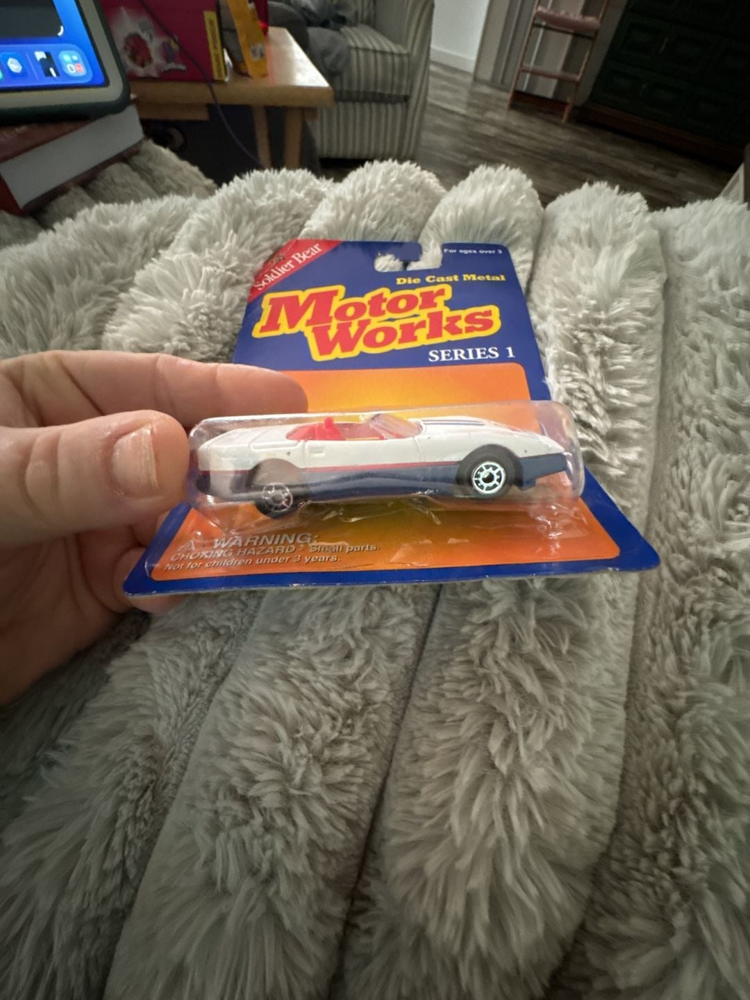 Maisto Soldier Bear Motor Works Series 1 Chevrolet Corvette 3