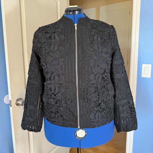 Chico’s Womens Size 2 XL Black Lace Floral Bomber Jacket Zip Front Sheer Strip
