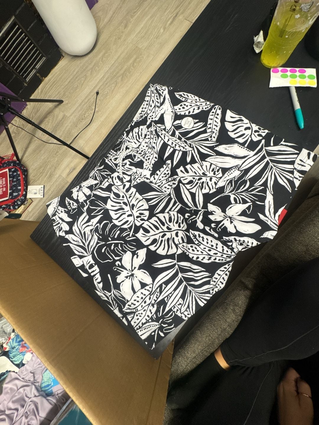 Member's Mark Swim Trunk Size XL Black White Tropical Leaf Print 2