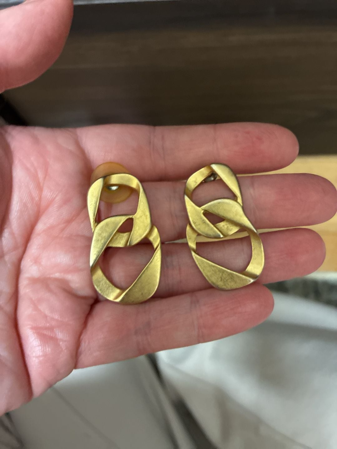 Perris Gold Tone Link Pierced Earrings Brushed Metal Abstract Dangle 4
