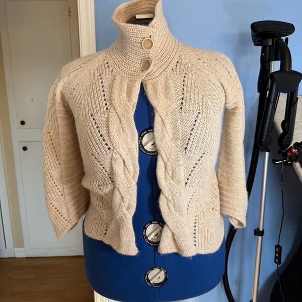 Kuna Cardigan Size S Beige 100% Baby Alpaca Cable Knit Sweater