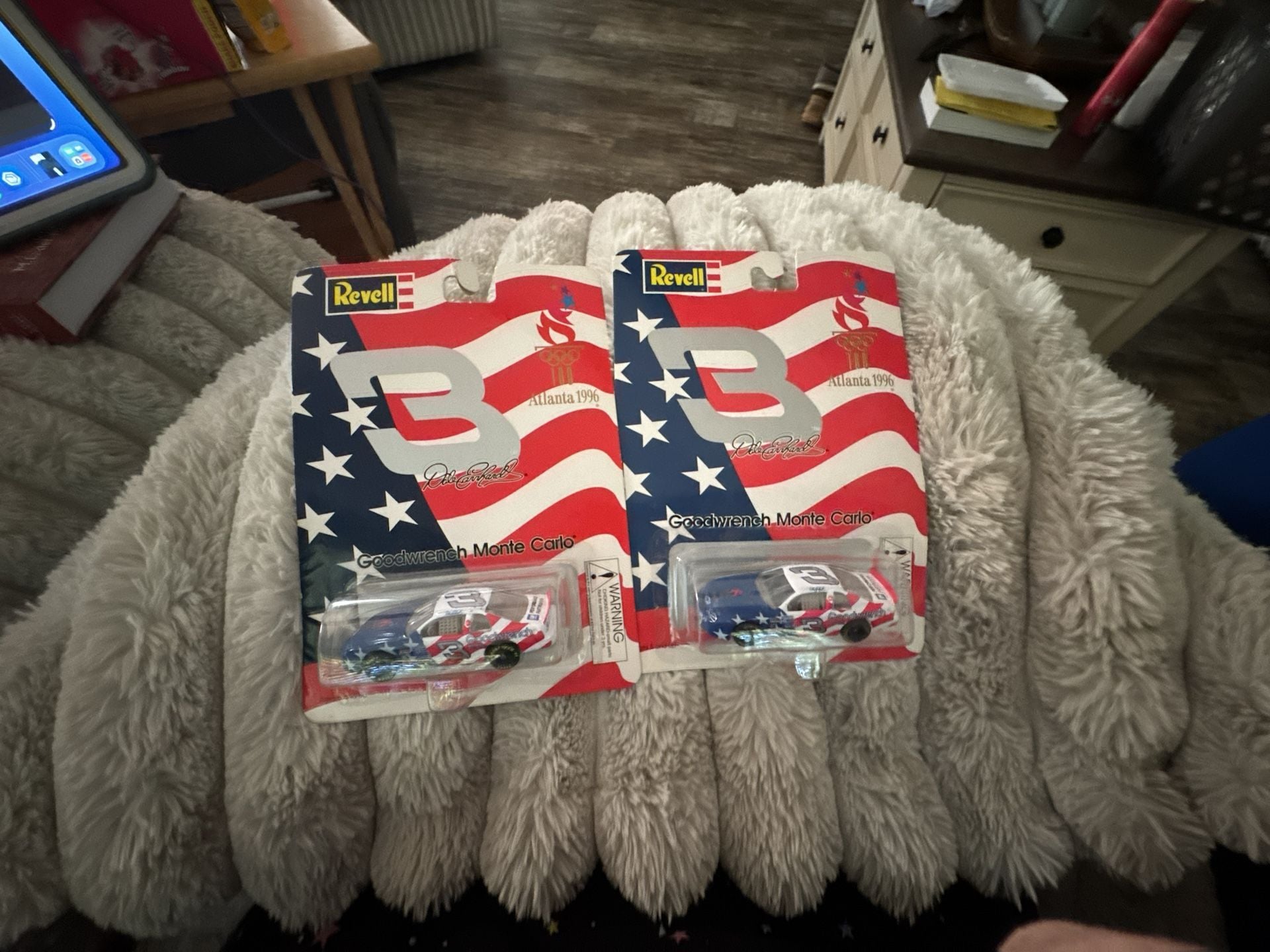 Revell Dale Earnhardt #3 Atlanta 1996 Monte Carlo x2 1