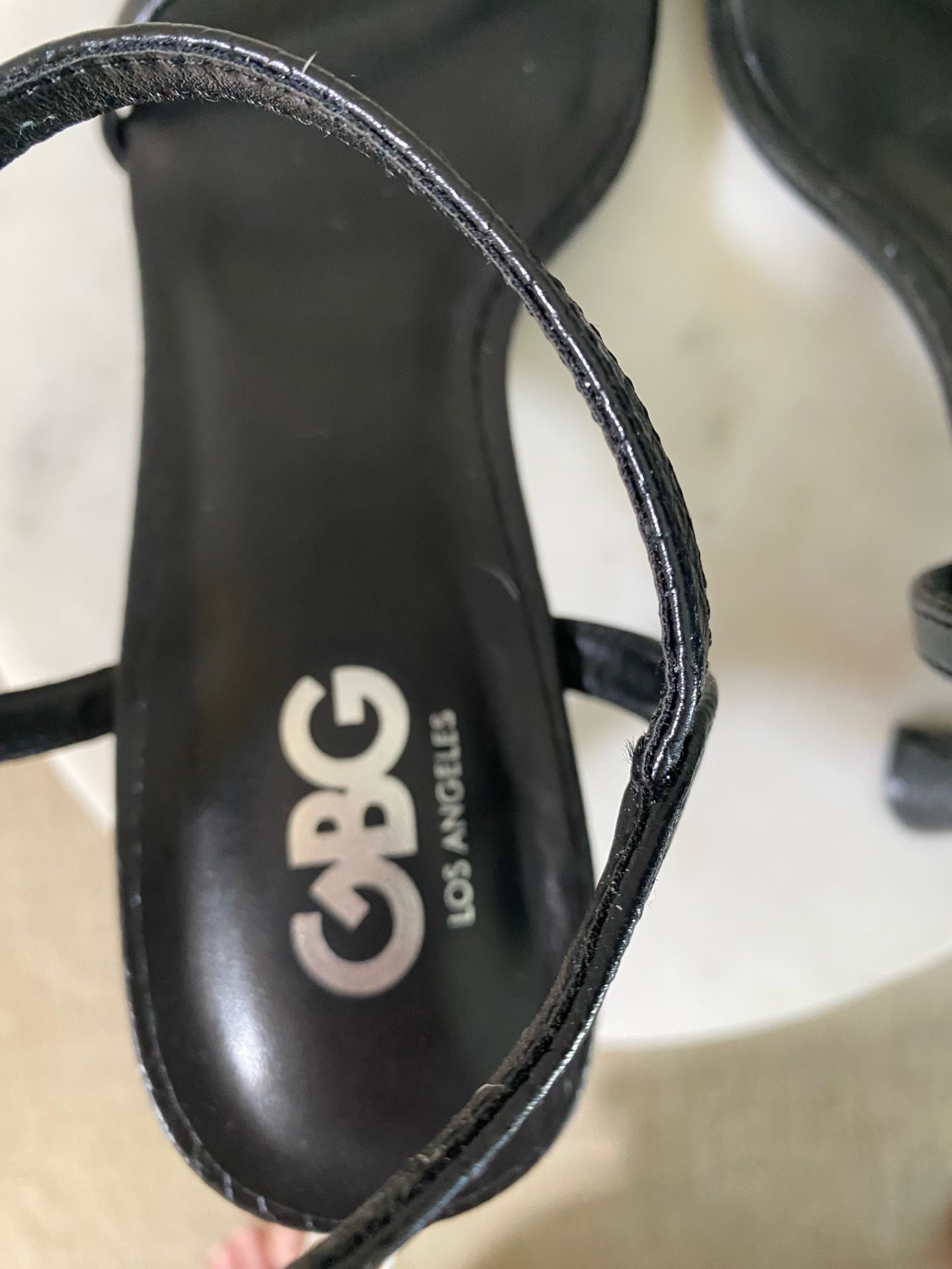 GBG Los Angeles Kitten Heel Sandals Size 8.5 Black Animal Print 9