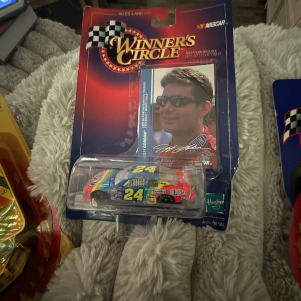 Winner's Circle Jeff Gordon 24 NASCAR Diecast Car