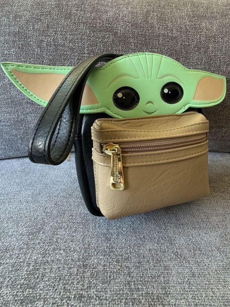 Loungefly Star Wars Grogu The Child Baby Yoda Wristlet Belt Bag Disney Parks 2