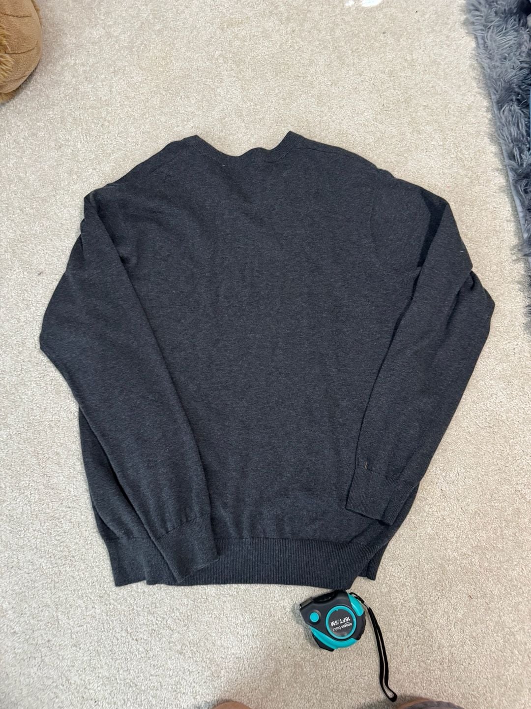 Greg Norman V-Neck Sweater Size M Dark Gray Shark Logo Golf Pullover 4