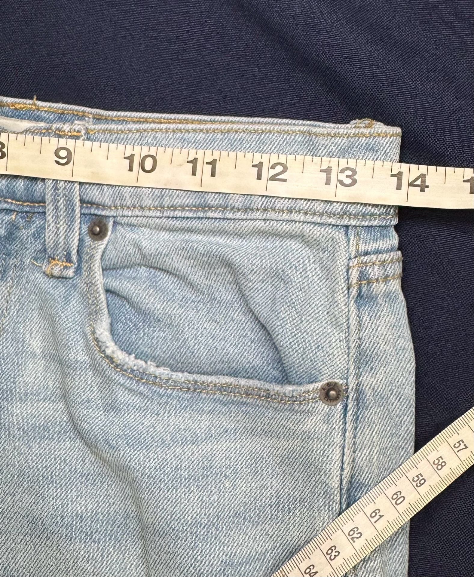Abercrombie & Fitch A&F Mom Jeans 25 0S Light Wash Distressed Raw Hem 7