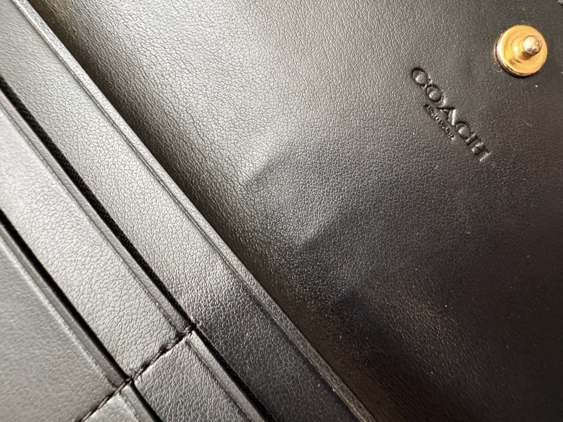 Coach Flap Wallet NEW 6