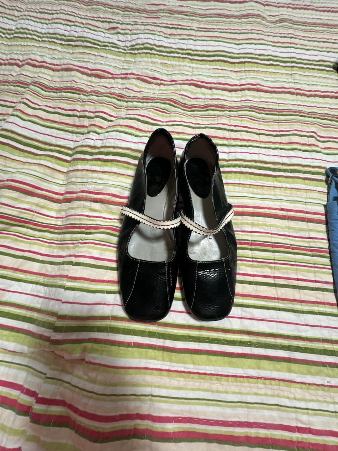 Aerosoles Mary Jane Flats Size 9.5Black Patent Leather 2