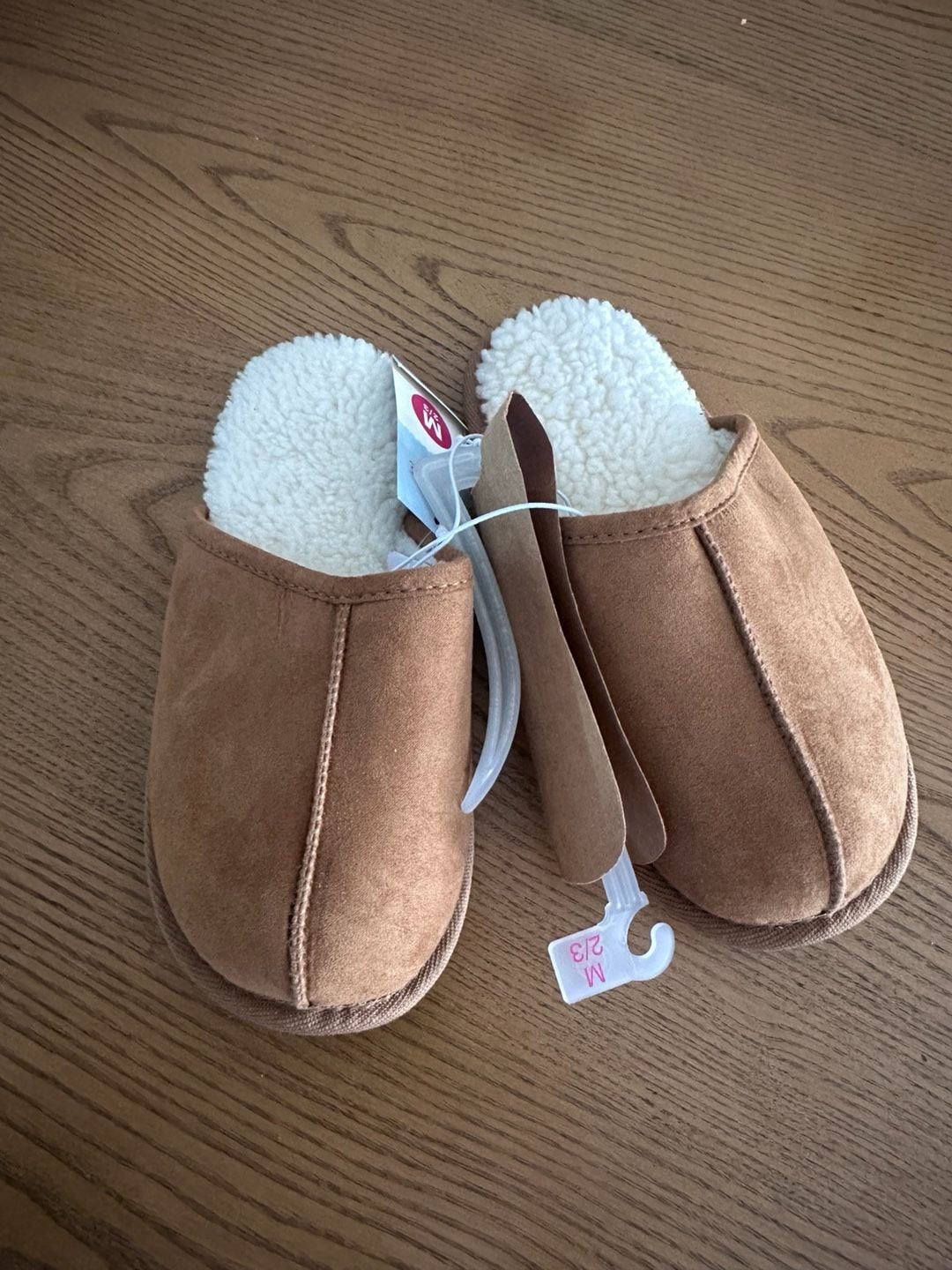 Cat And Jack Ellis Slippers Size M 2/3 Brown Sherpa Scuff 1