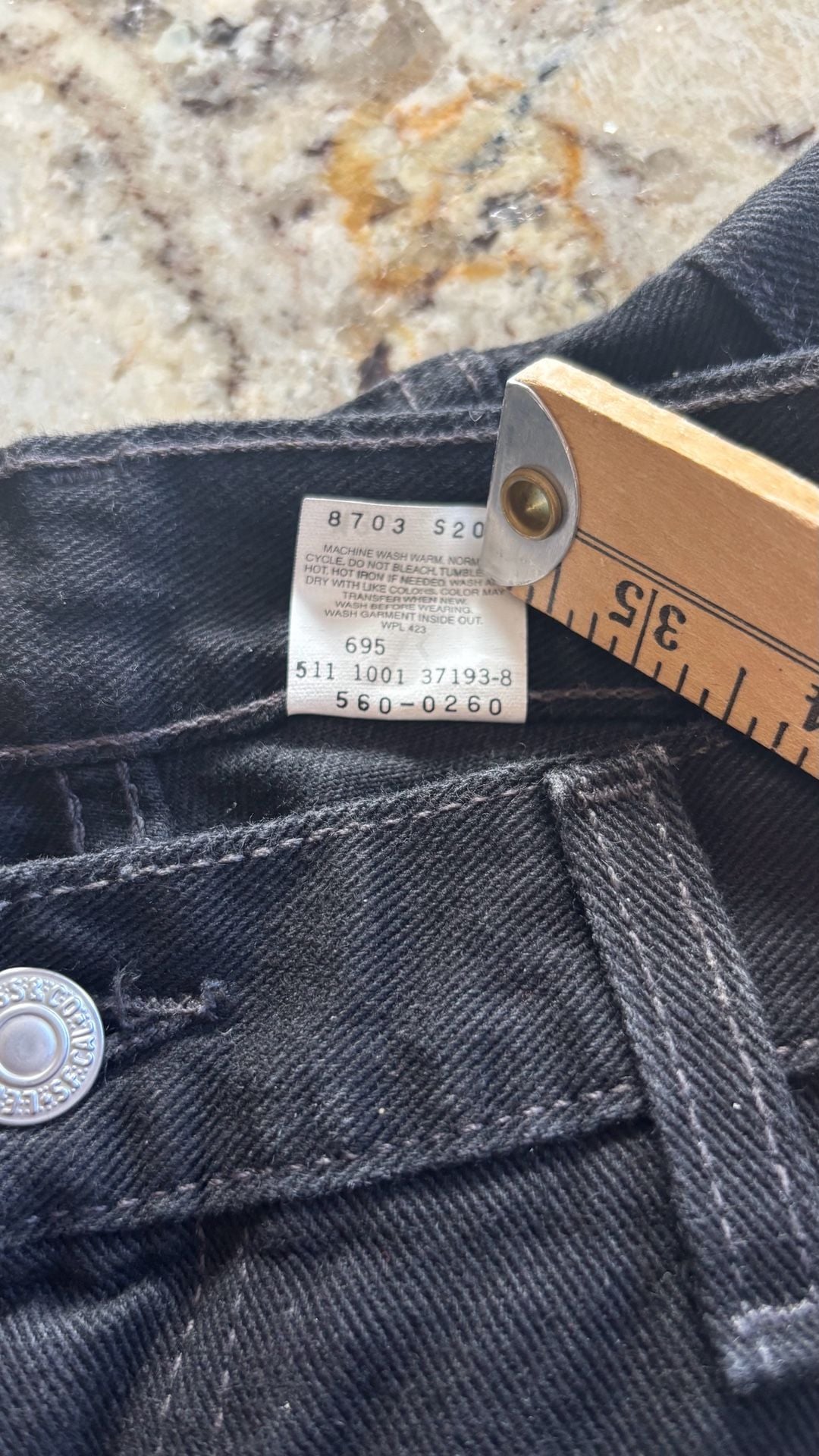 2001 Levi's 560 Loose Fit Tapered Leg Size 33x34 Black Denim Jeans made in USA  8