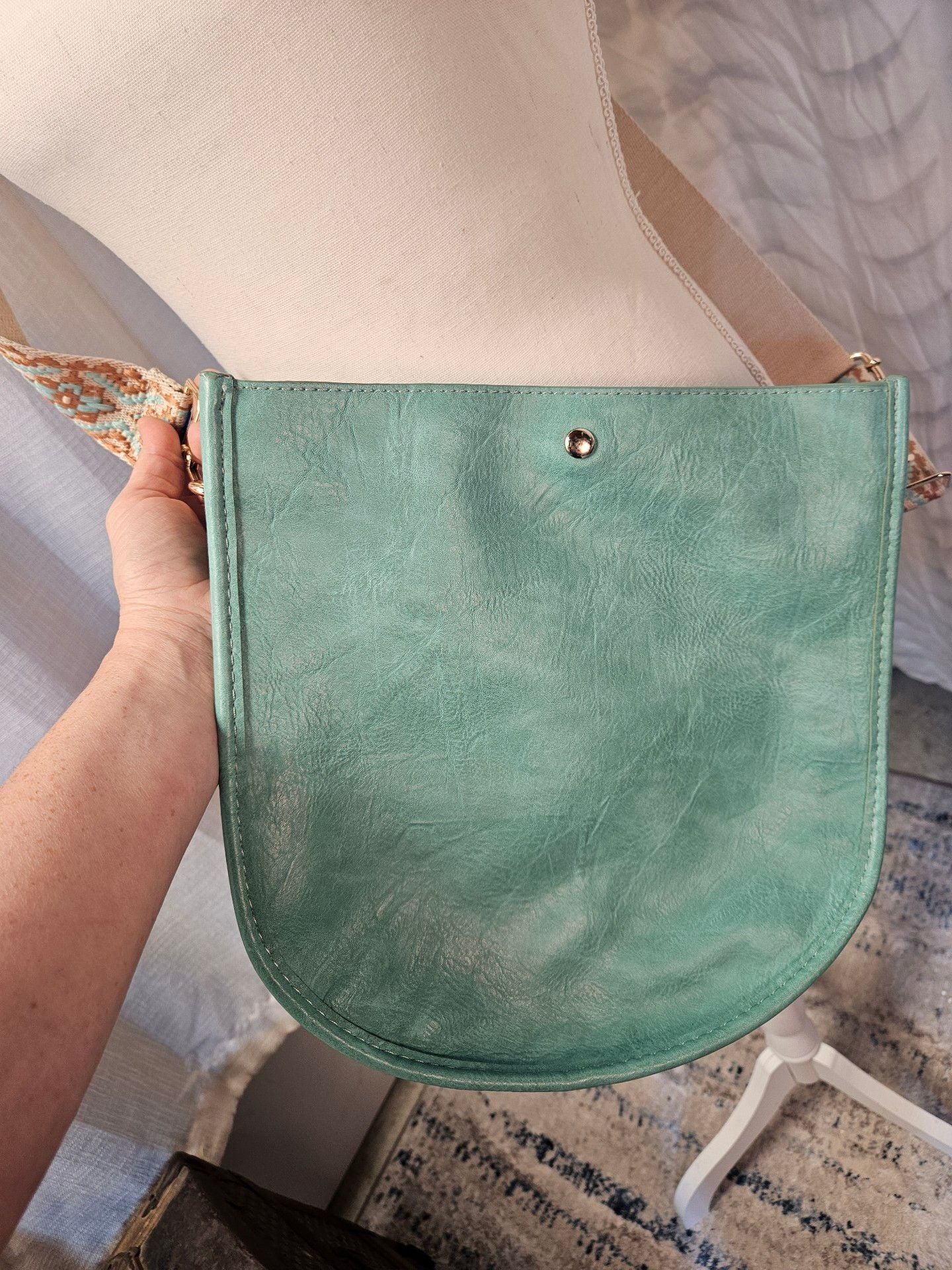 AHDORNED Double-Entry U-Shaped Messenger Bag Aqua 5