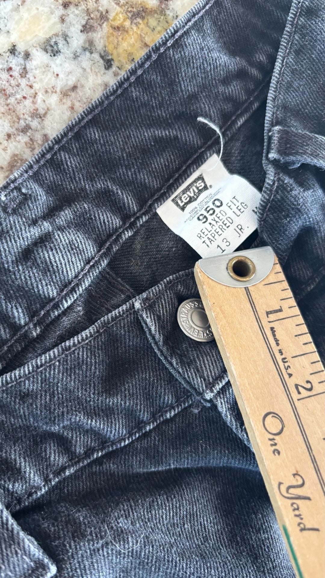 90’s Levi's 950 Relaxed Fit Tapered Leg Jeans Size 13 Jr Black Orange Tab 8