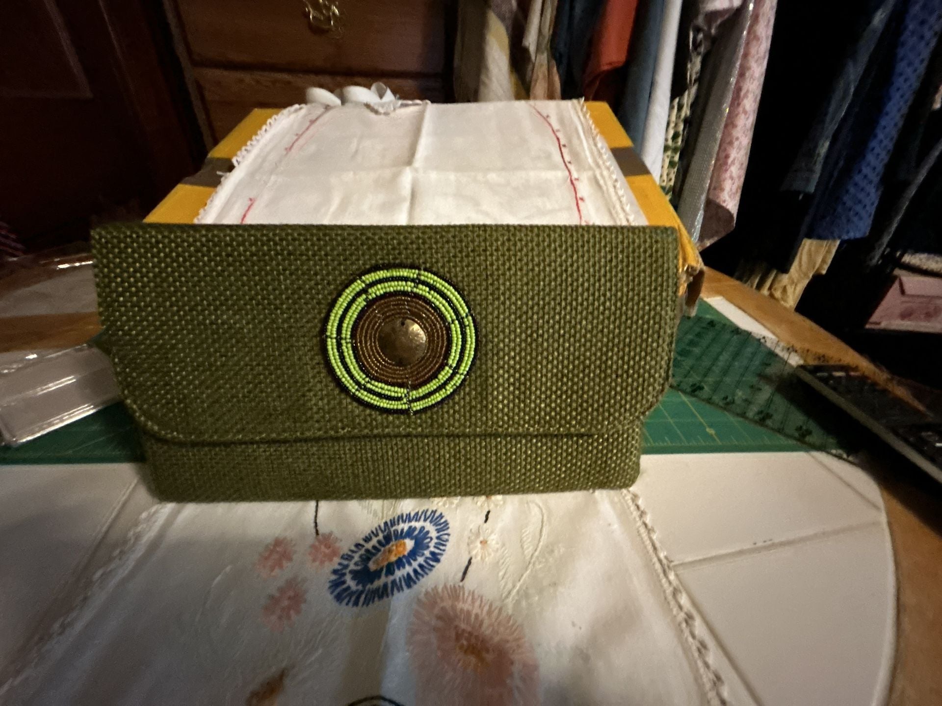 Baskets and Beads Mini Clutch Purse Green Beaded 2