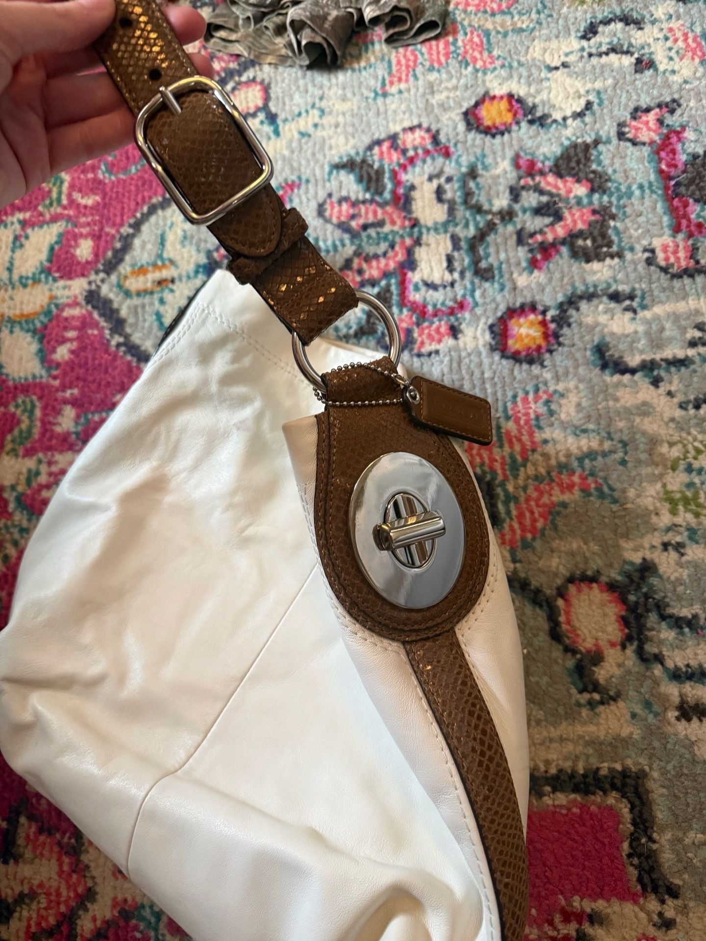 Coach Pebble Leather Scout Hobo Handbag White Brown 4