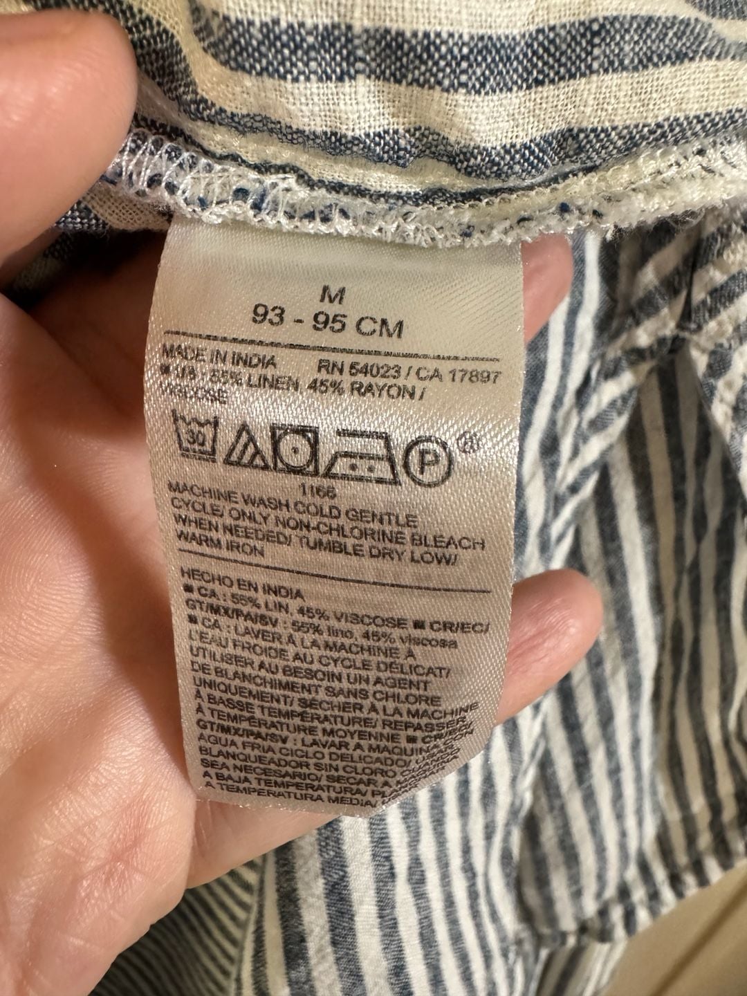 Old Navy The Boyfriend Shirt Size M Blue White Striped Linen Blend 7