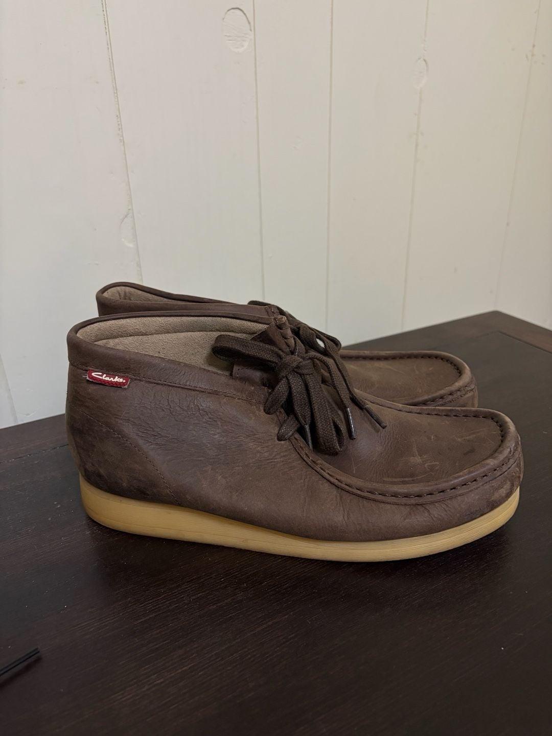 Clarks Originals Wallabee Brown Leather Classic Gum Sole Chukka Boot Size 6 mens 9