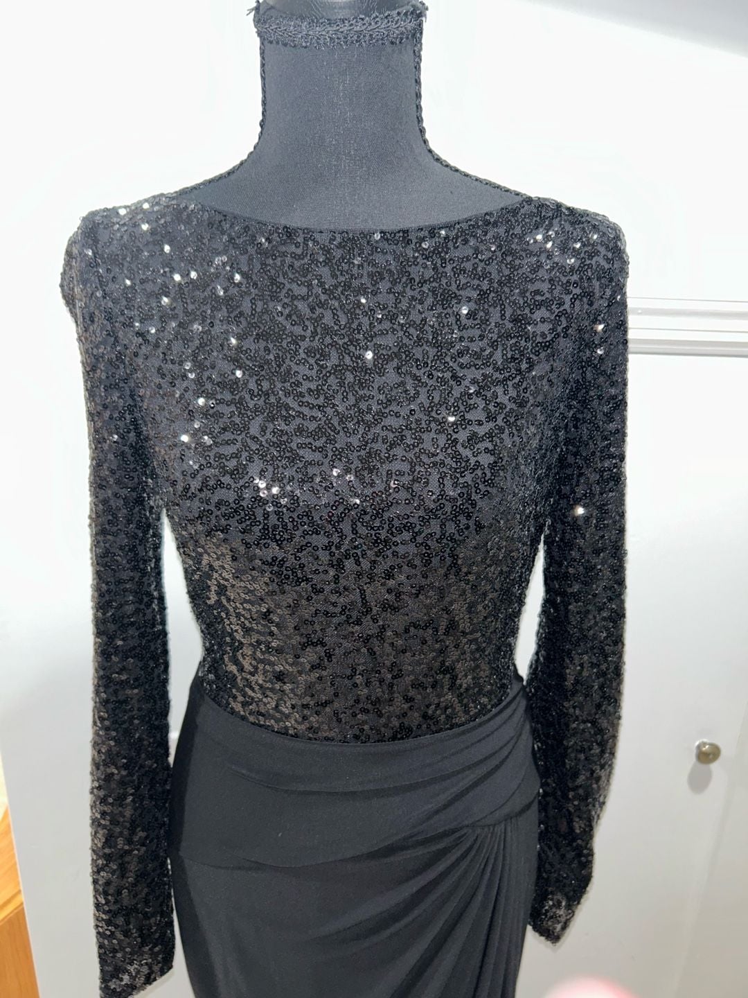 Lauren Ralph Lauren Sequin Long Sleeve Gown Size 4 Black 9