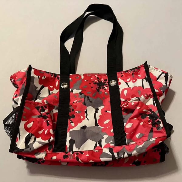 Thirty-One Gifts 5-Pocket Zip-Top Tote Bag Red Floral