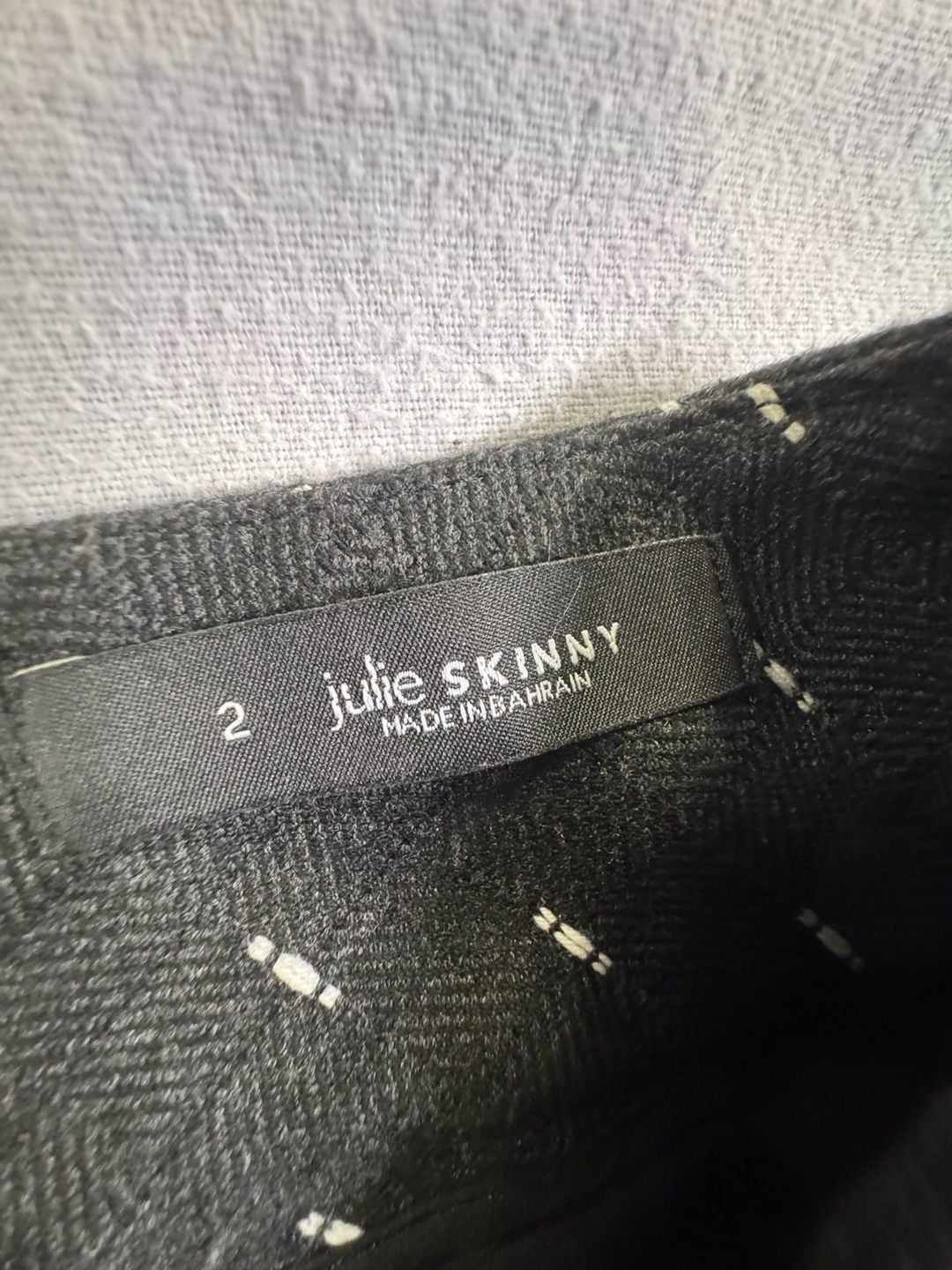 Ann Taylor Loft Julie Skinny Size 2 Gray White Pattern Pants 7