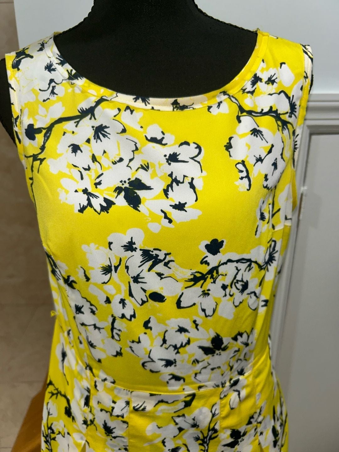 Jones New York Floral Dress Yellow White Black Sleeveless 7