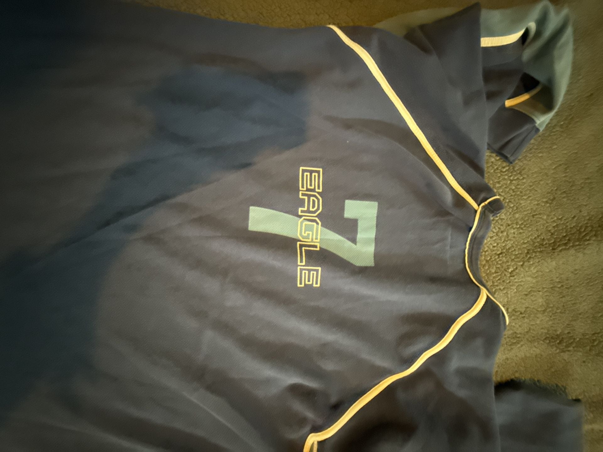 Product thumbnail 4