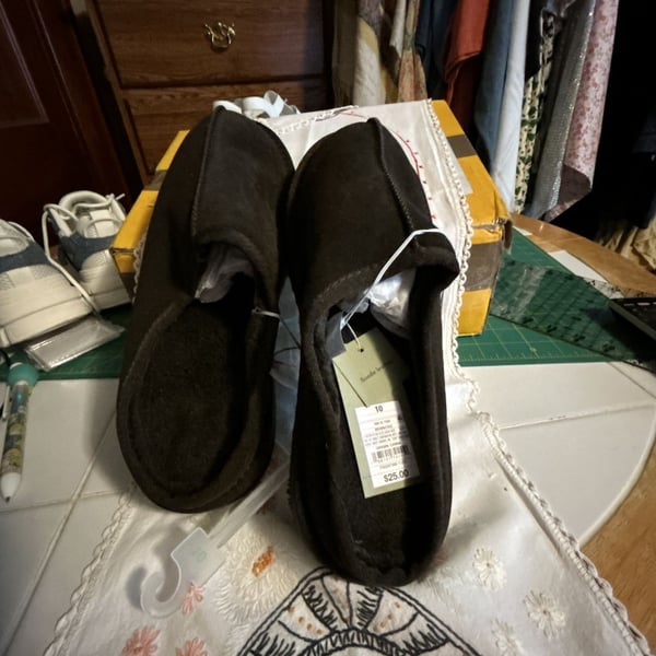 Goodfellow & Co Cruz Genuine Suede Clog Slippers Size 10 Dark Brown