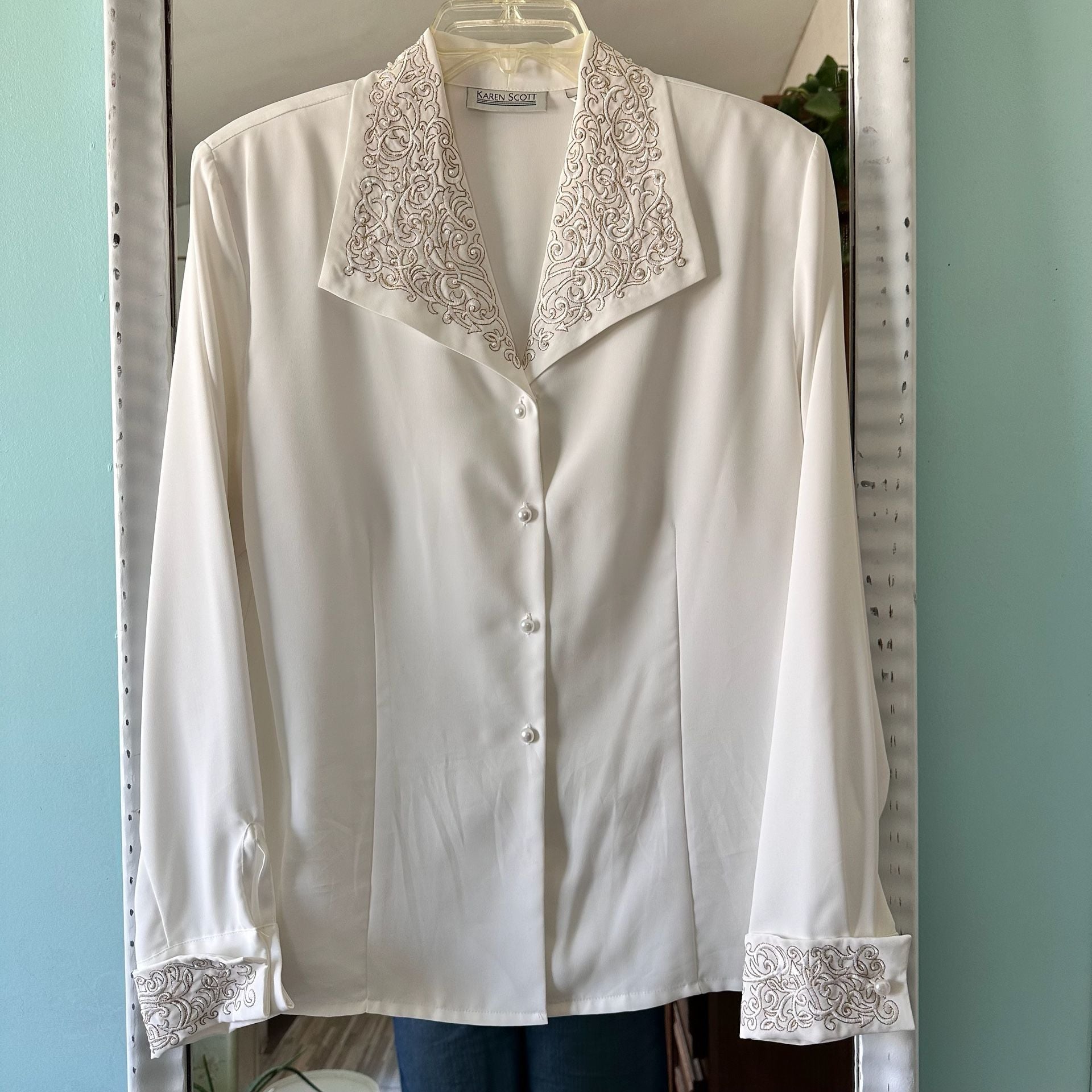 Karen Scott Embroidered Collar Blouse Size 12 White Long Sleeve 2
