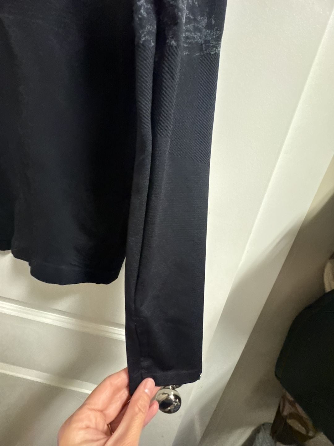 Fabletics Amelie Asymmetrical 1/4 Zip Pullover Medium 5