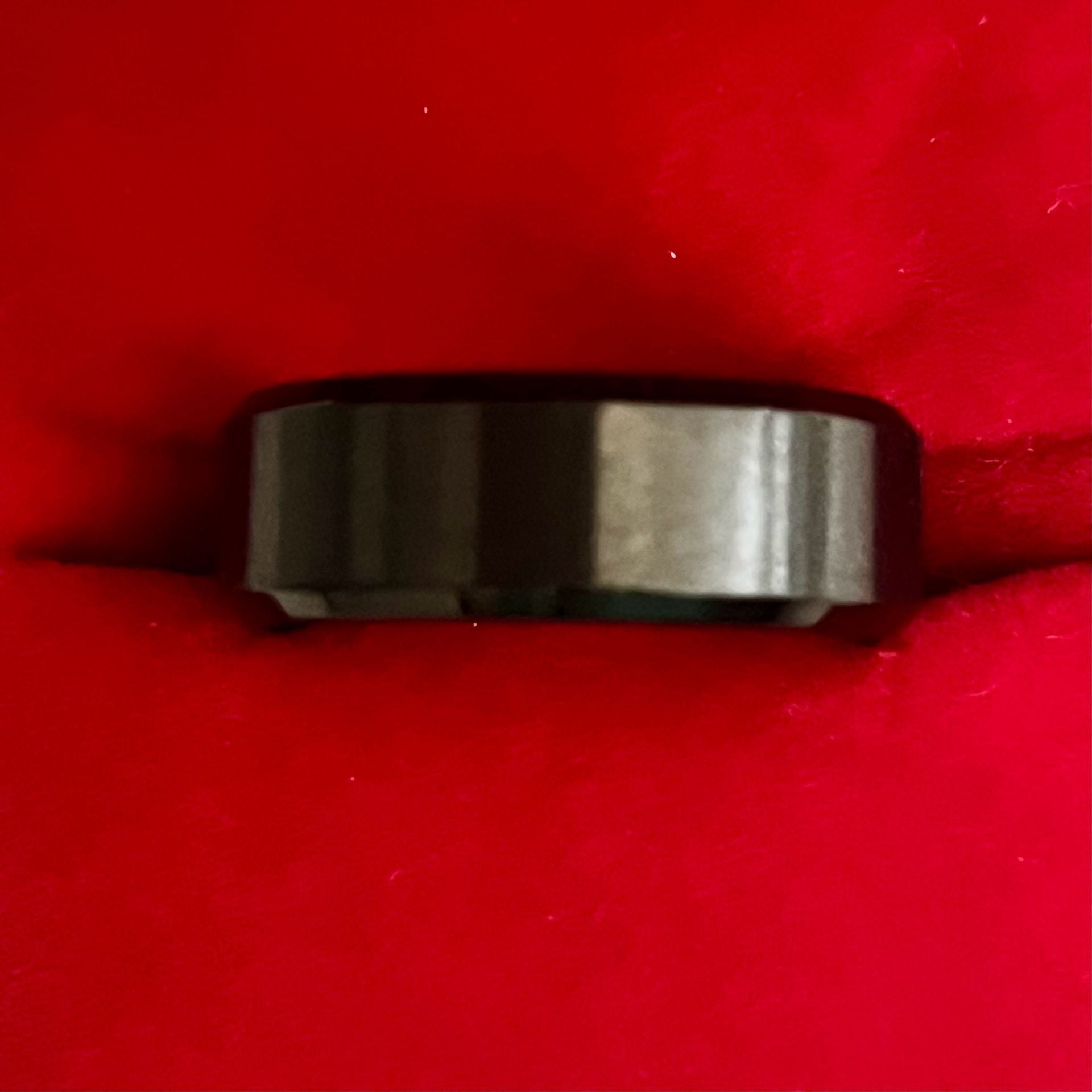 Black Tungsten Carbide Brushed Beveled Edge 6mm Band Size 11 4
