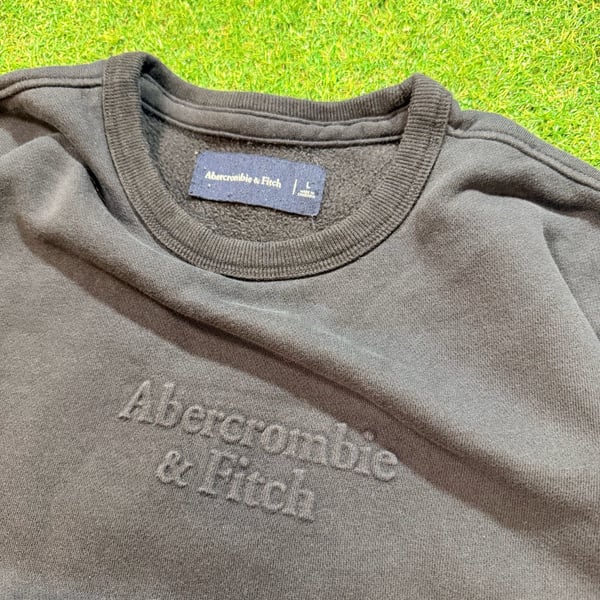 Abercrombie & Fitch Sweatshirt Size L Black Crew Neck Logo Pullover