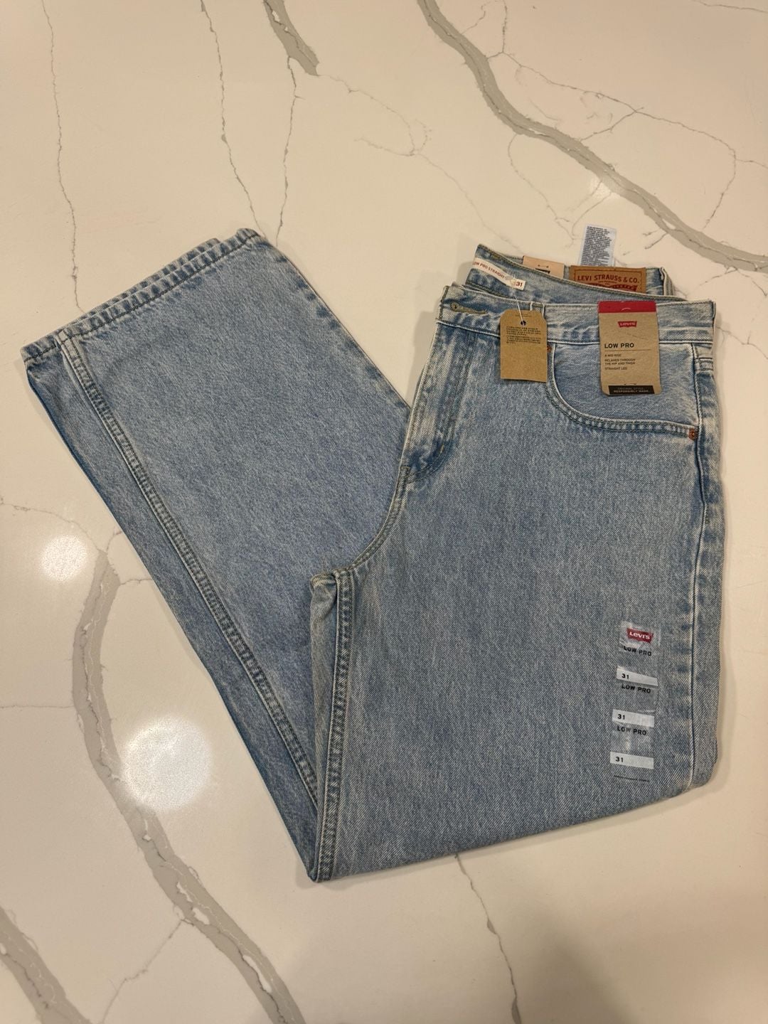 Levi's Low Pro Straight Jeans Size 31 2