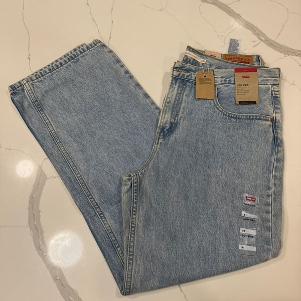 Levi's Low Pro Straight Jeans Size 31