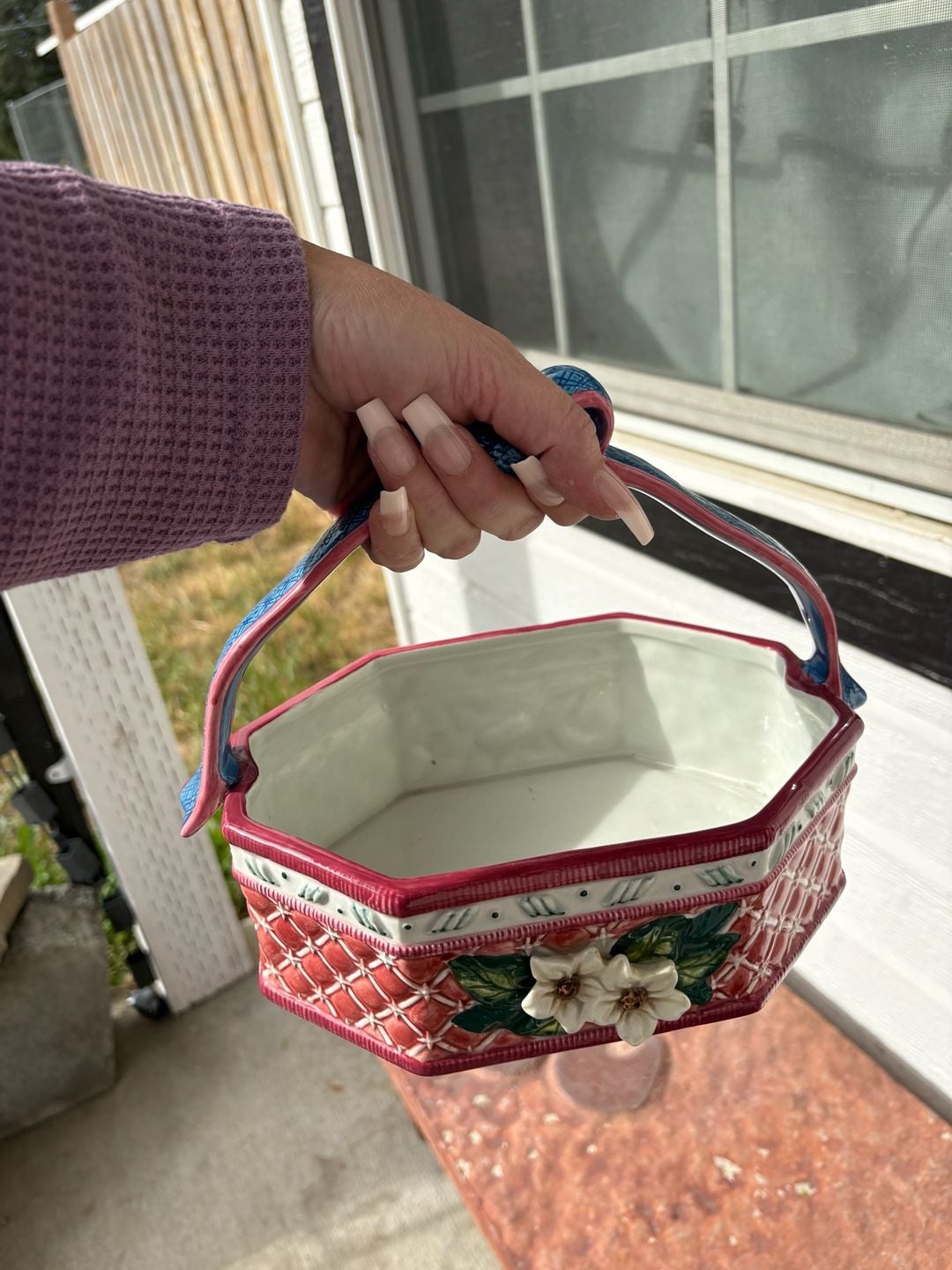 New Deb Co Ceramic Hexagon Basket With Handle And White Flowers 1998 3