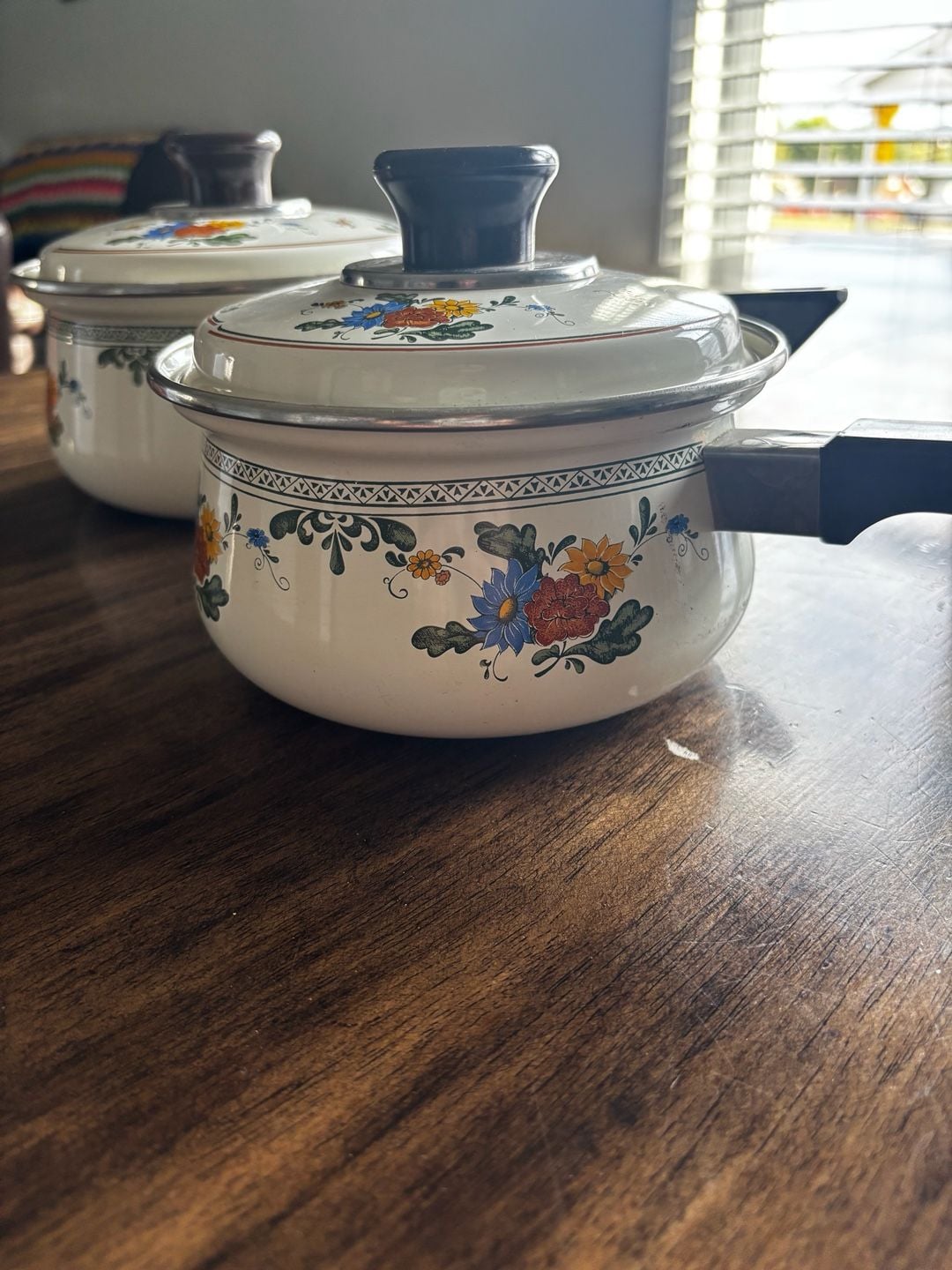 Villeroy & Boch Alt Amsterdam Enamel Floral Cookware Pots Set Of 2 With Lids 2