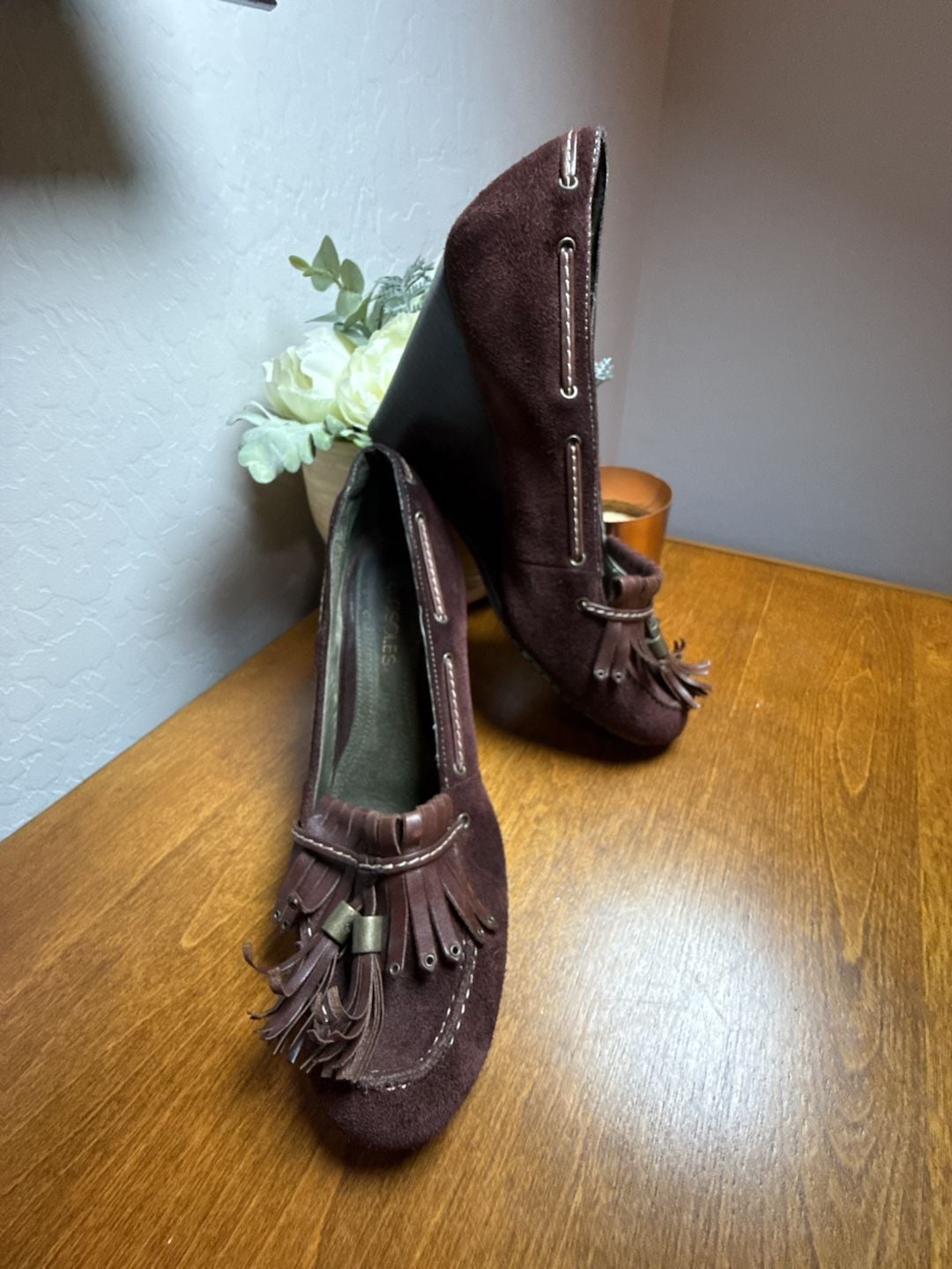 Aerosoles Wedge Shoes Size 7.5 Brown Suede Tassel Loafer 2