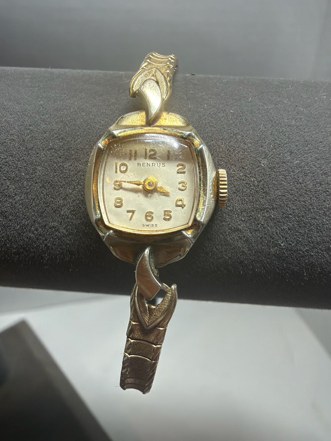 Benrus Vintage Ladies Mechanical Watch Gold Tone Swiss 2