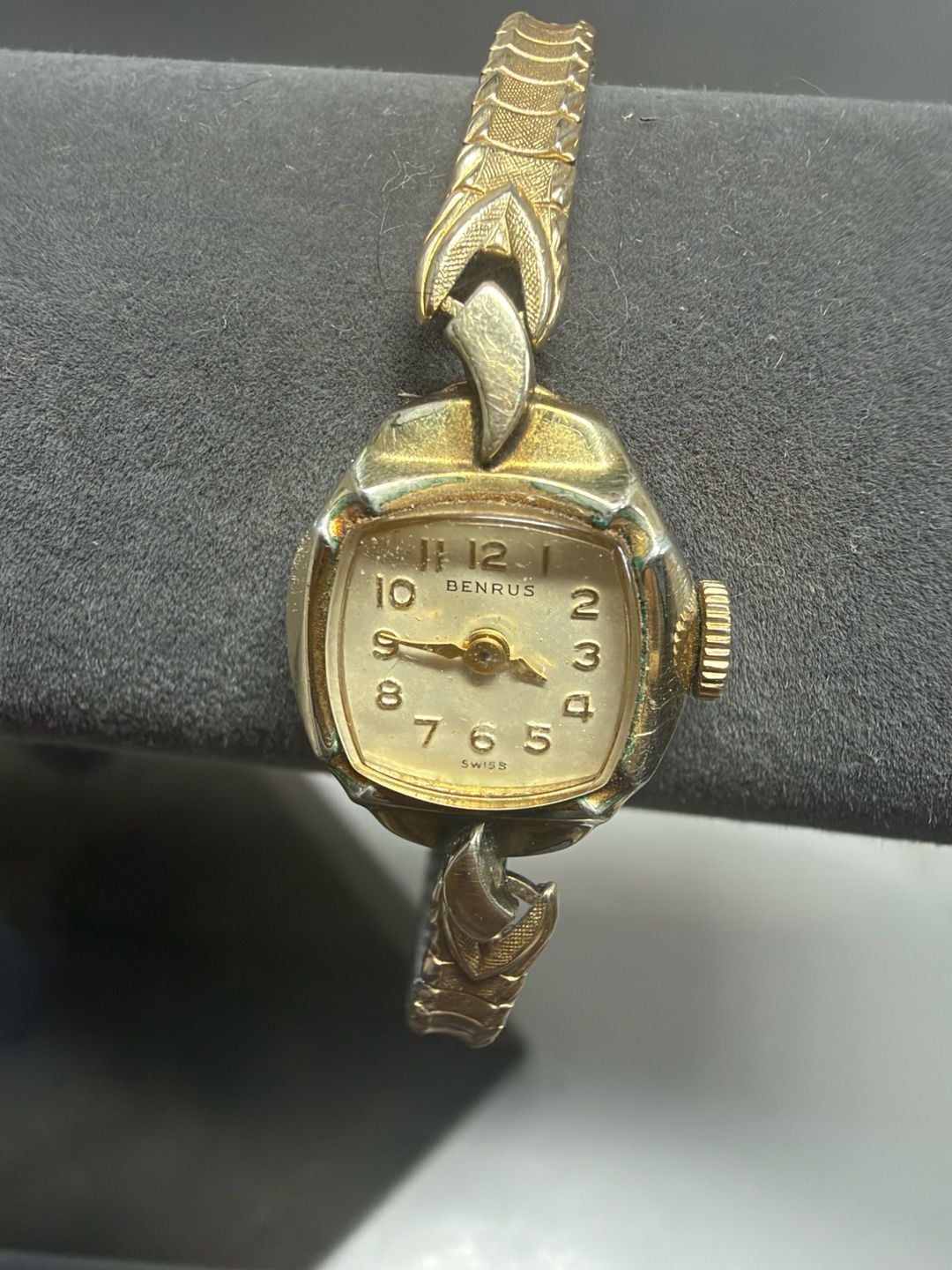 Benrus Vintage Ladies Mechanical Watch Gold Tone Swiss 3