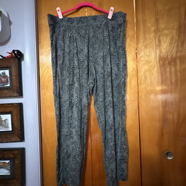 M&S Collection Animal Print Pants Size 20 REG Gray Green Lounge Trousers