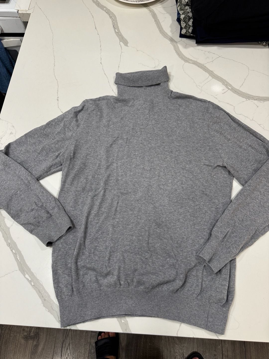 H&M Slim Fit Turtleneck Sweater Size L Gray 2