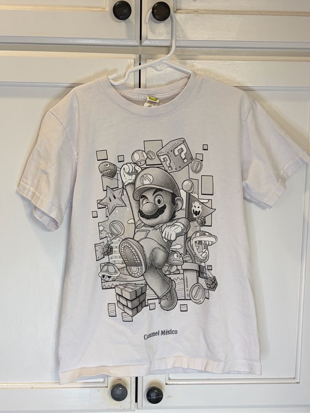 Super Mario Nintendo Kids Graphic T-Shirt Size 12 White Black & Gray Gaming Tee 1