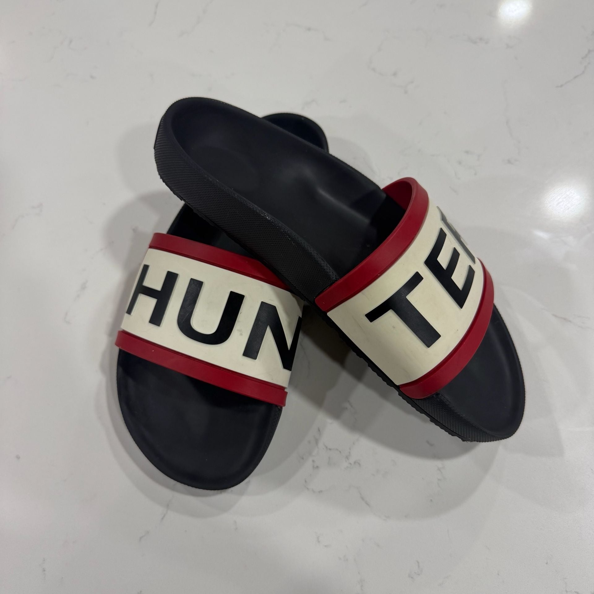 Hunter Original Logo Slides Black White Red Sandals Mens 7/Woman's 10 3