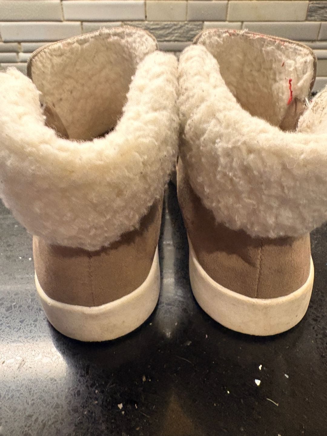 Crown Vintage Fur Trimmed Side Zip Sneaker Boots Kids Size 2 6