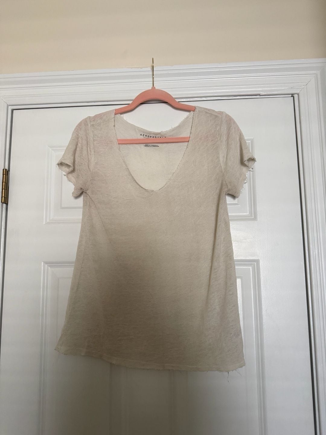 Aeropostale Short Sleeve V-Neck T-Shirt Size XS/Tan 2