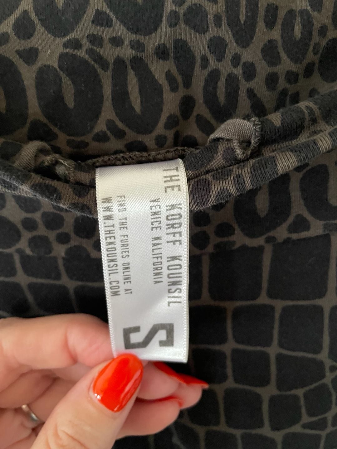 The Korff Kounsil Stretchy Jogger Pants Black Animal Print, Size S 4