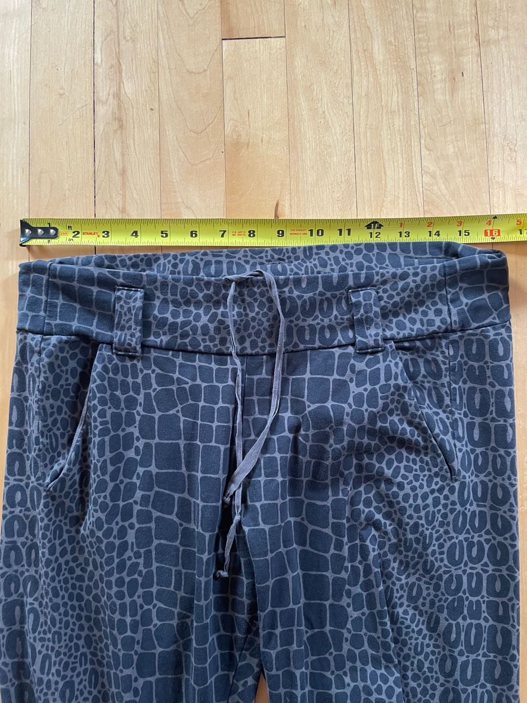 The Korff Kounsil Stretchy Jogger Pants Black Animal Print, Size S 6