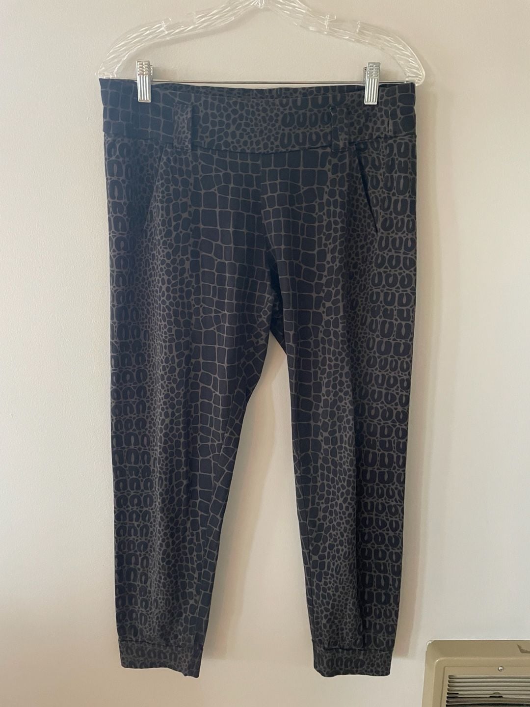 The Korff Kounsil Stretchy Jogger Pants Black Animal Print, Size S 9