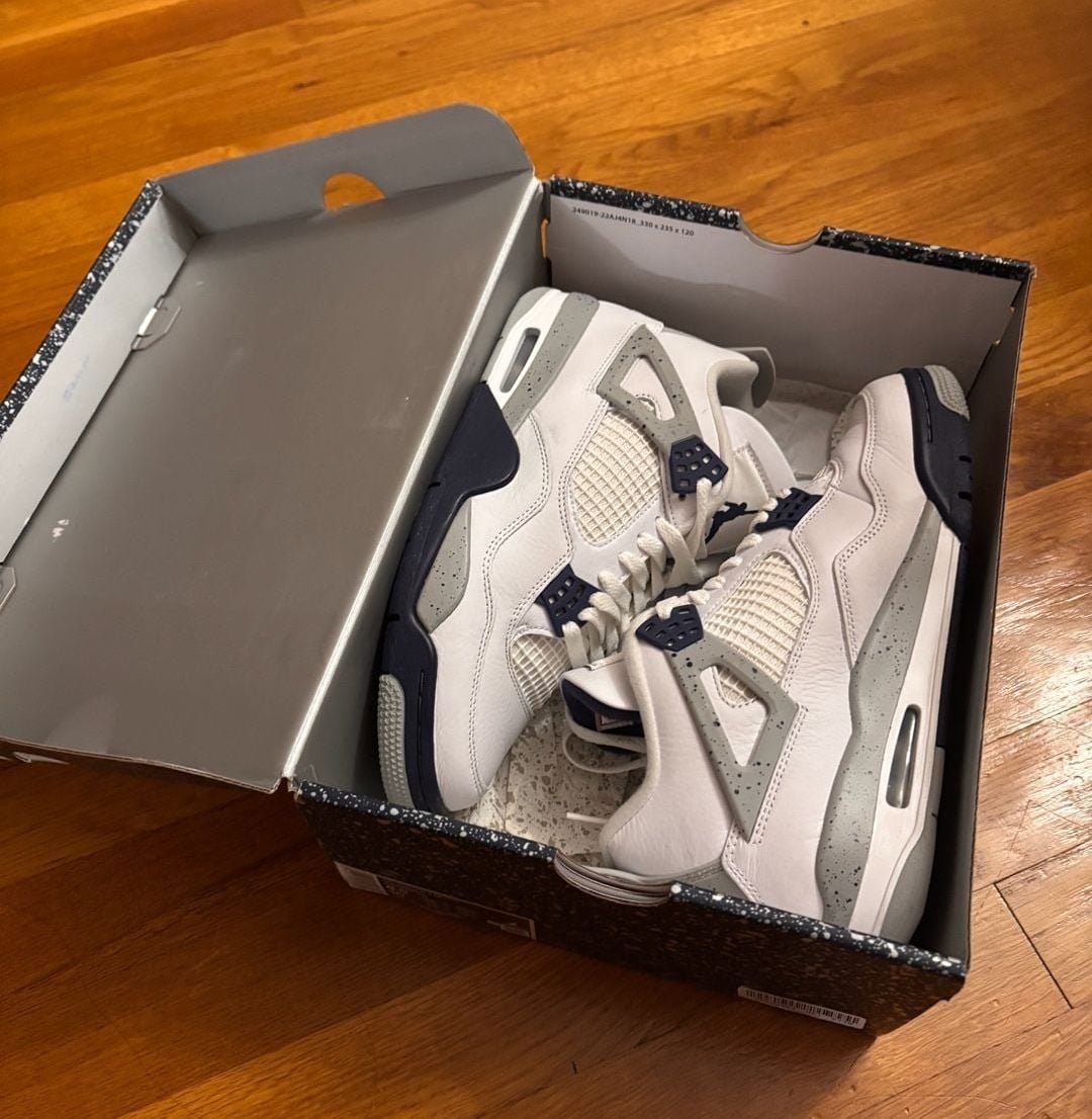 Nike Air Jordan 4 Retro Size 8.5 Midnight Navy White 3