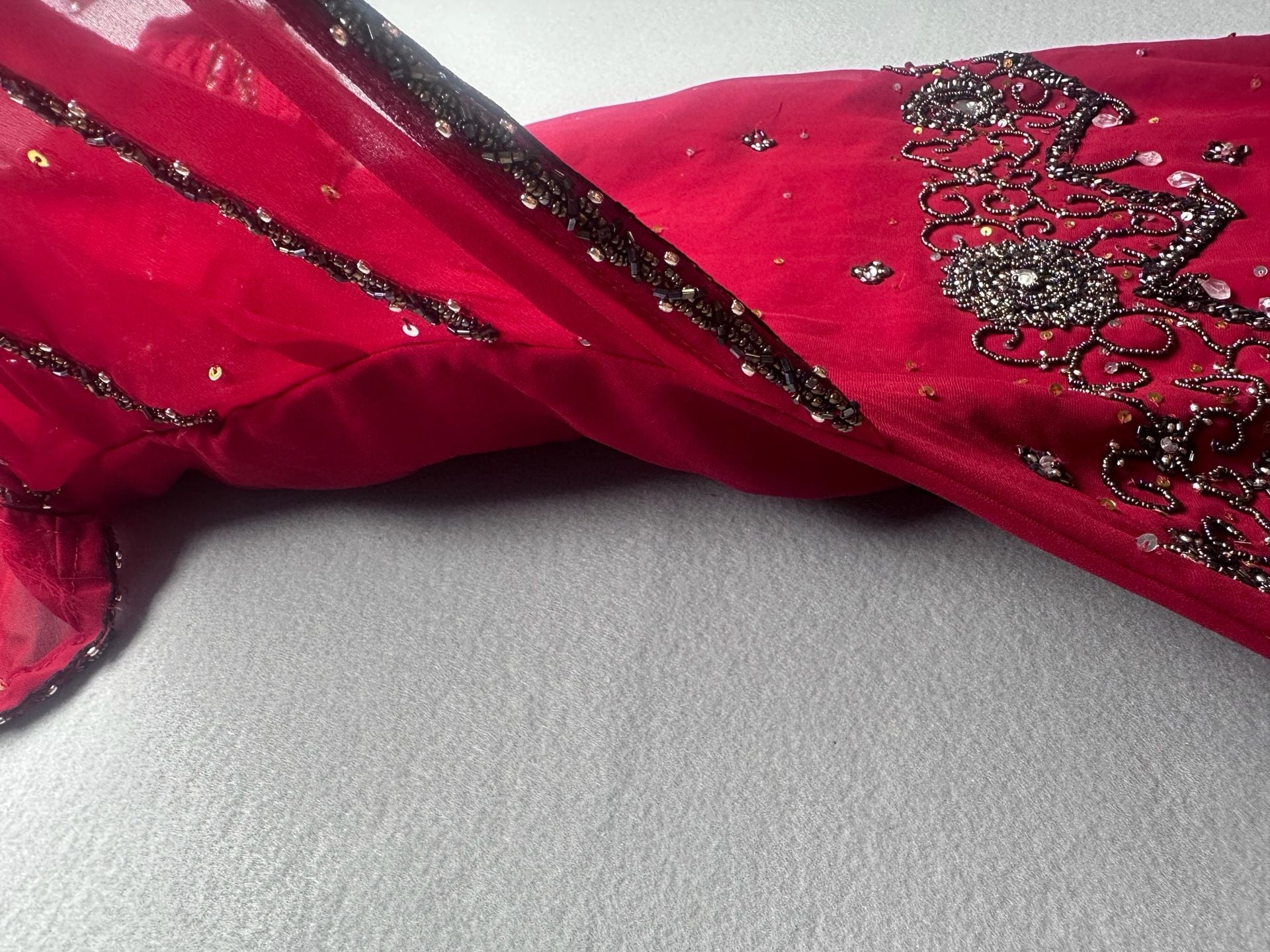 Childrens Red Beaded Lehenga Choli Blouse and Skirt Set with Dupatta 8