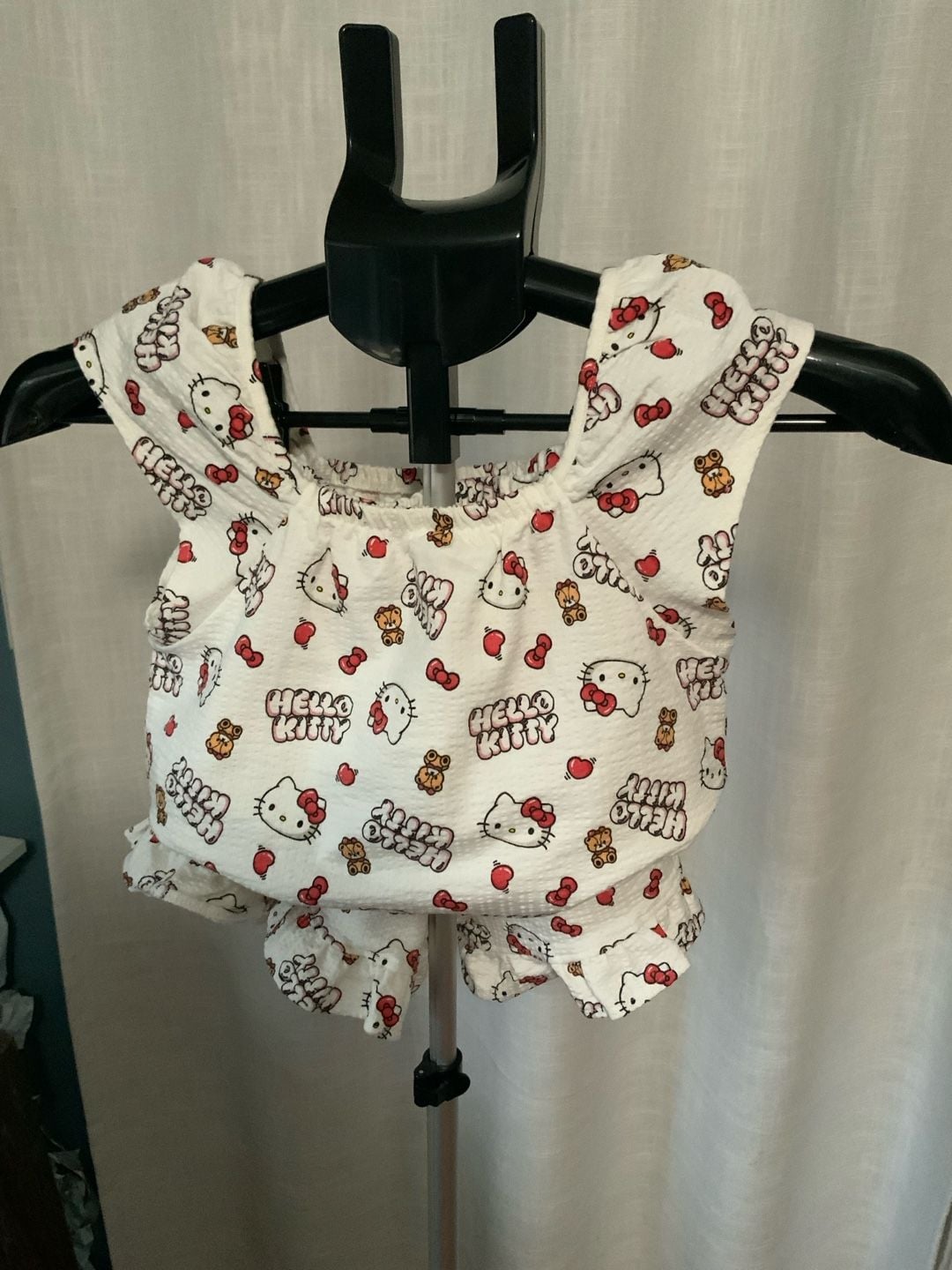 Hello Kitty Primark NWOT Girls Size 6-7 Yrs White Lounge Set 2